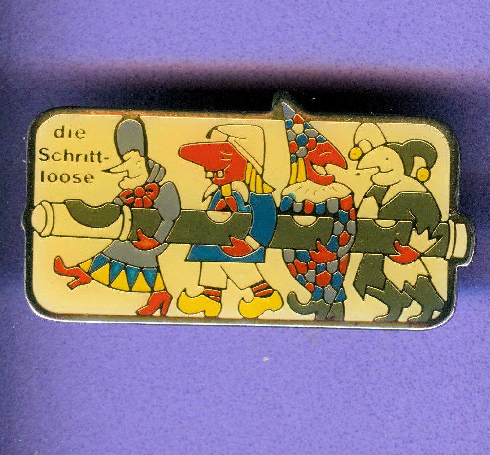 Placchette & Badge: die Schrittloose  Clique – Usato da Winterthur venduto da Sammleroase