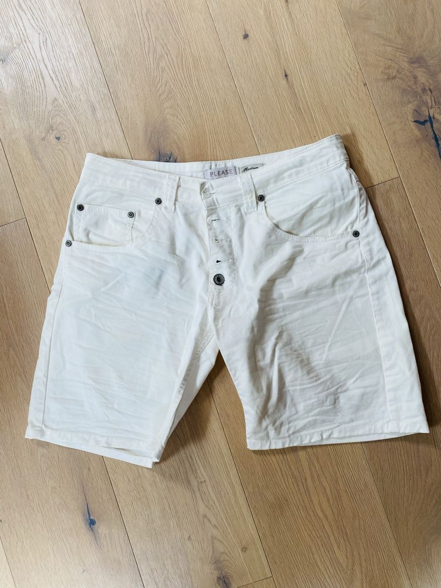Please Jeans Pantaloni: Shorts Please – Usato da Winterthur venduto da Jacca