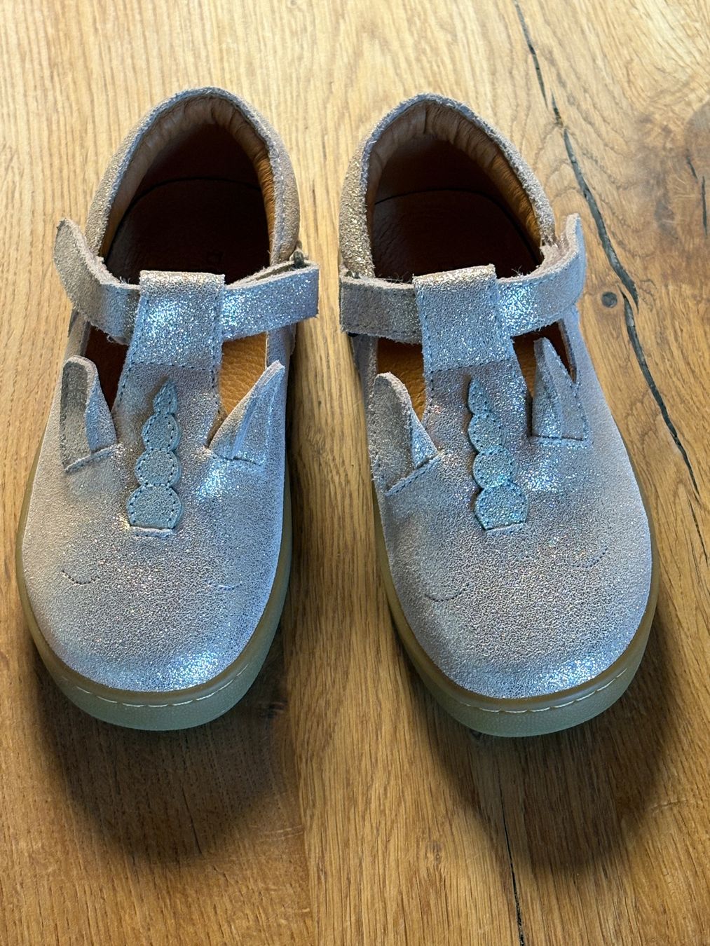 Schuhe für Mädchen: Donsje Mädchenschuhe Grösse 27 – Gebraucht aus Wil SG von naba10