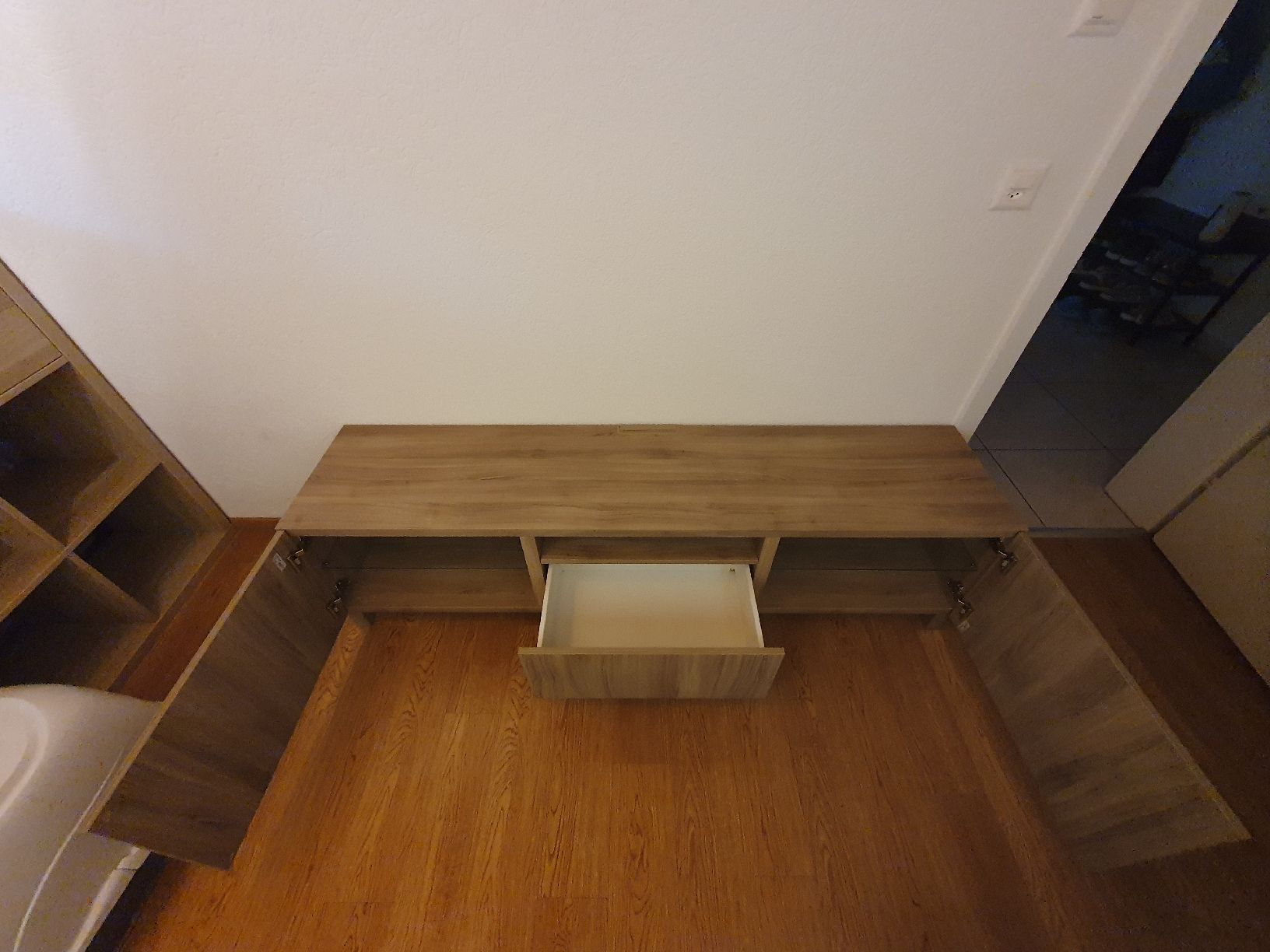 Ikea TV Möbel: Fernsehmöbel – Gebraucht aus Sarmenstorf von chr_8jt6 3