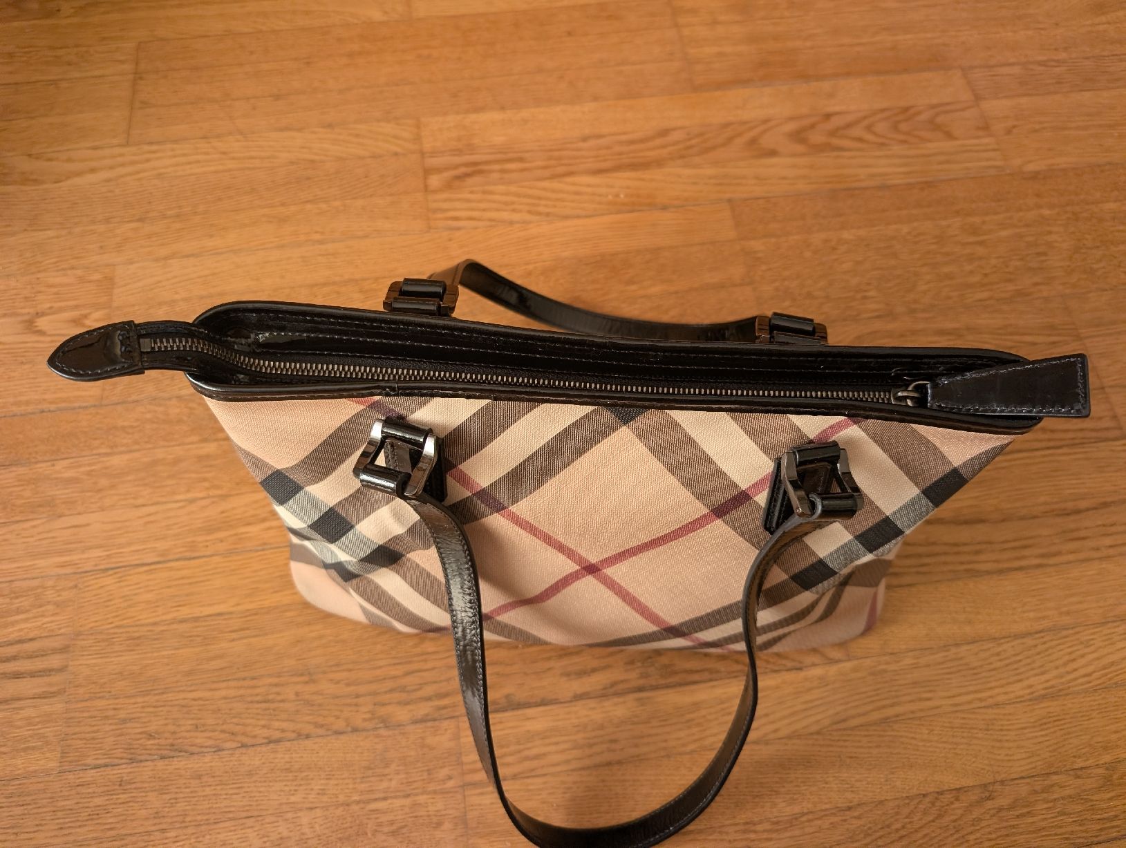Burberry Borse da donna: Burberry Handtasche – Usato da Islikon venduto da Ytinirt 7