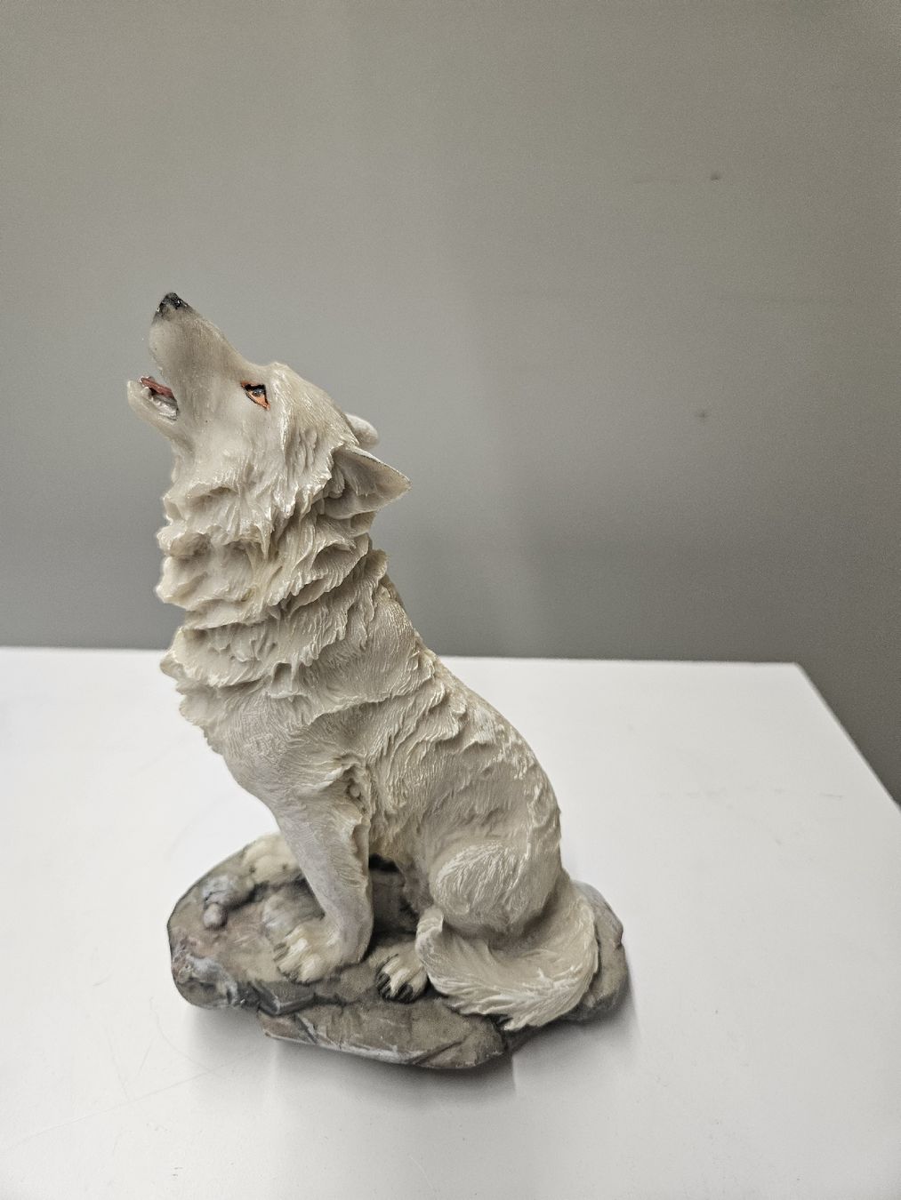 Statuette: Heulender Wolf Nemesis – Nuovo (secondo la descrizione) da Dielsdorf venduto da Kenan997 2