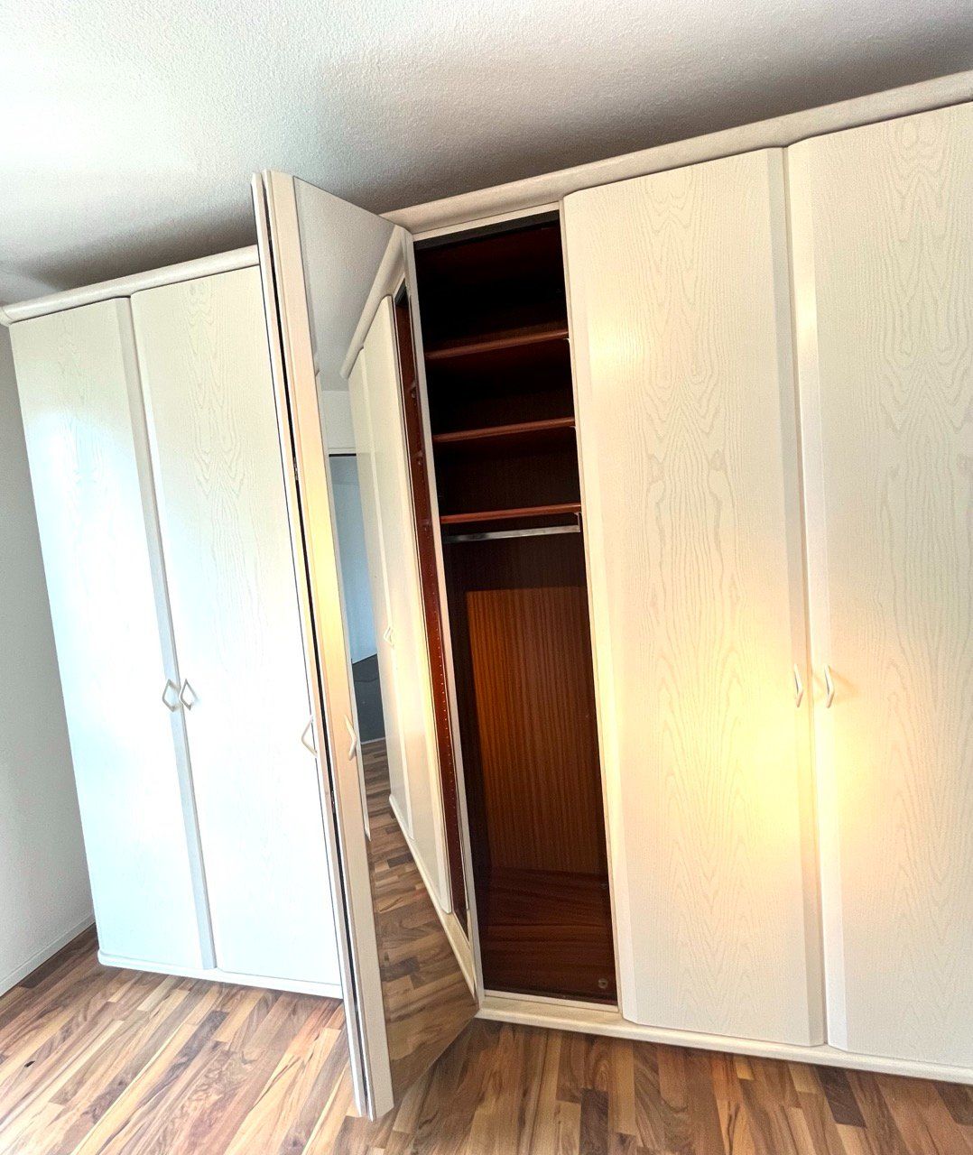 Lits: Schlafzimmer-Einrichtung vollständig – Neuf (Voir description) à Rafz par Flabadip 8