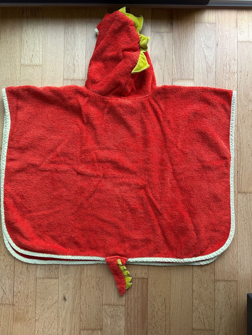 Teli da bagno: Bath Towel El Corte Ingles Size 4-6 years – Usato da Montagnola venduto da eva_gm6j 3
