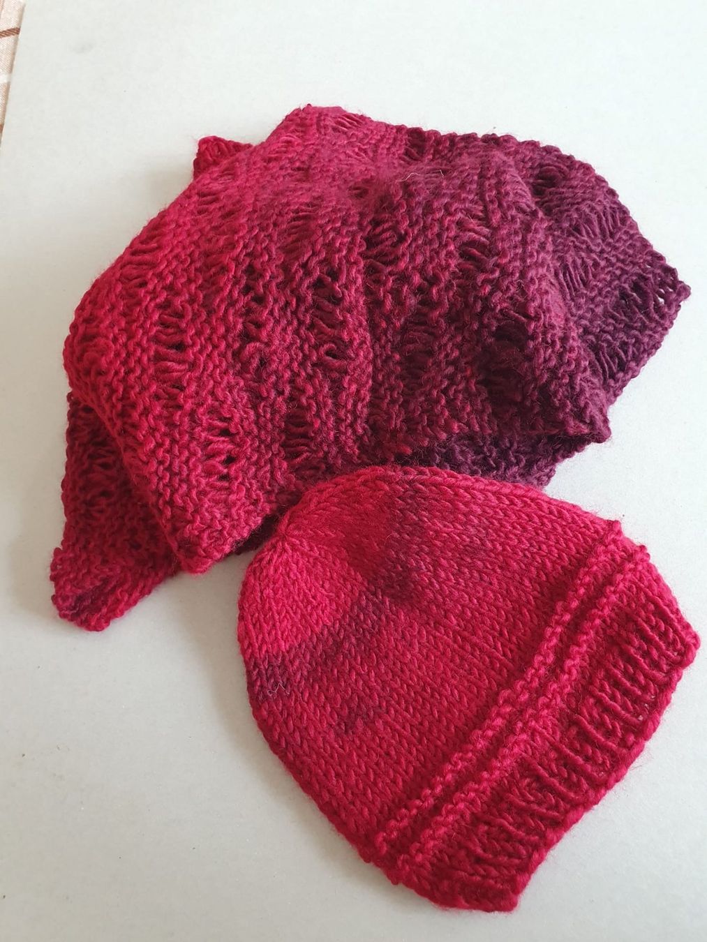 Foulards, Tücher & Schals: Schal und Mütze als Set, gestrickt – Neu (gemäss Beschreibung) aus Jonen von h-blxgirl79