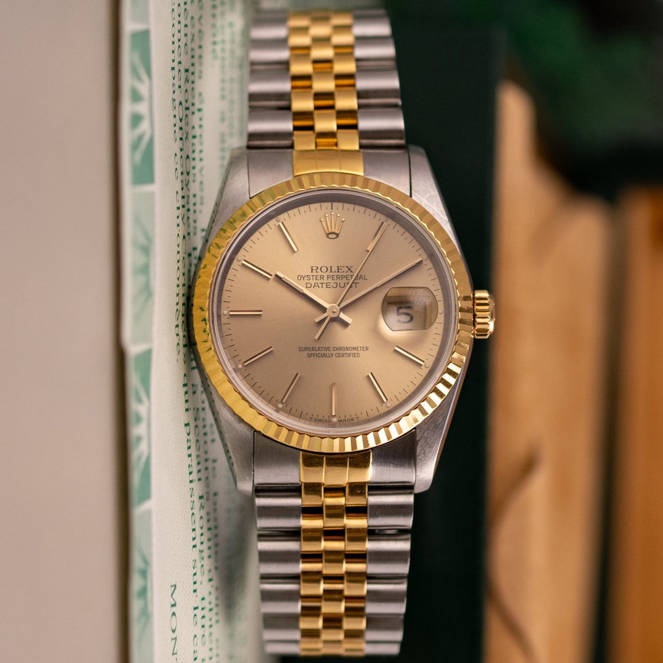 Rolex Orologi: Rolex Datejust 36/ 16233 / 1996 / Champagne Dial / Full Set – Usato da Luzern venduto da PrimeSwissTime