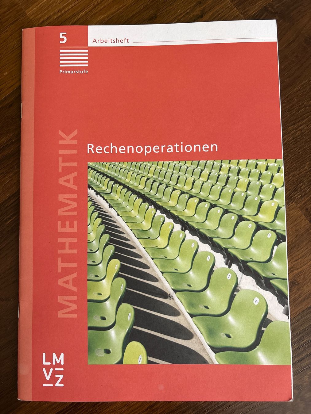 Libri: Arbeitsheft Mathematik Rechenoperationen 5 Primarstufe – Nuovo (secondo la descrizione) da Dübendorf venduto da lus_9275