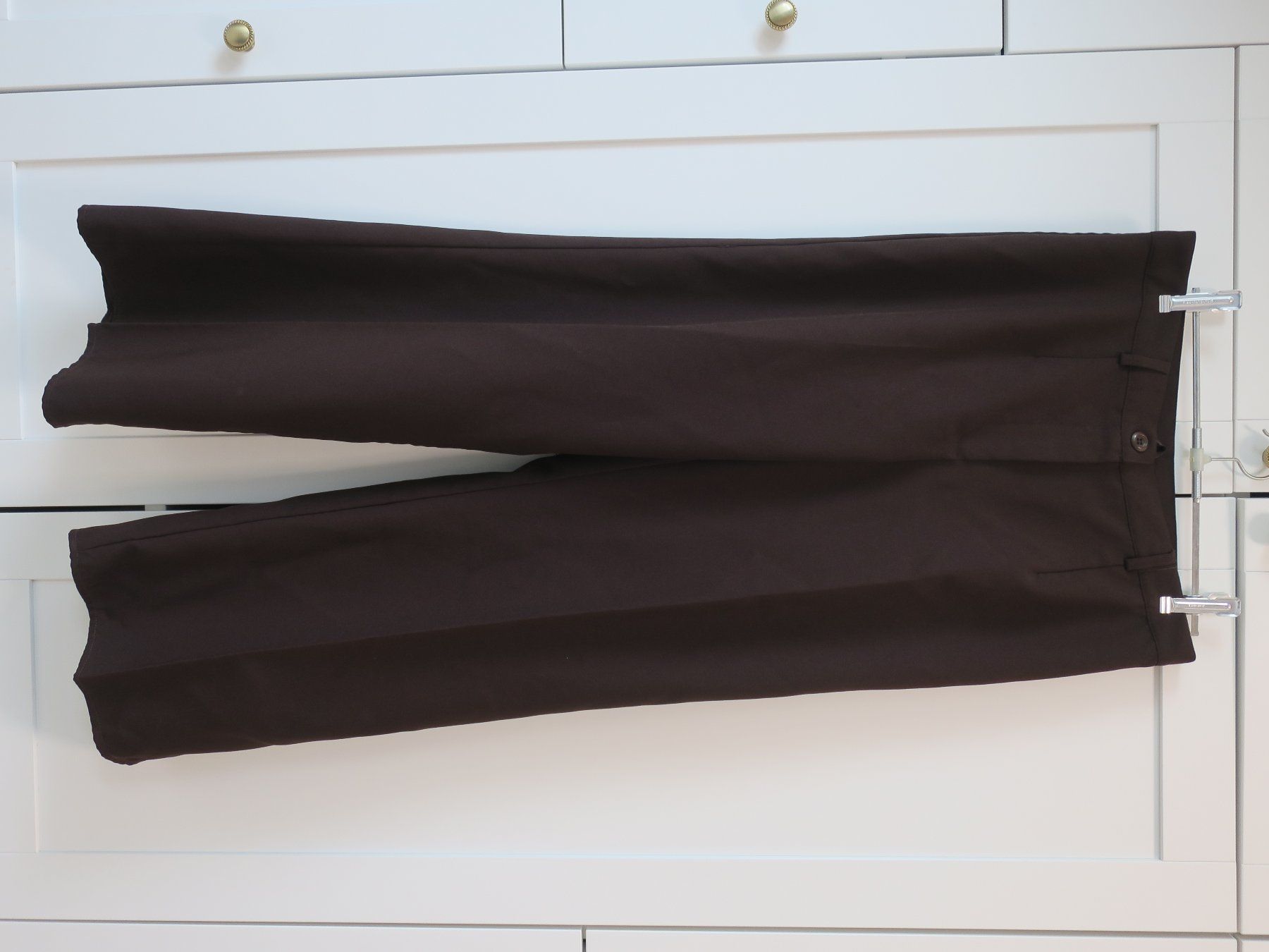 Pantaloni: Schwarze Hose – Usato da Zürich venduto da null8