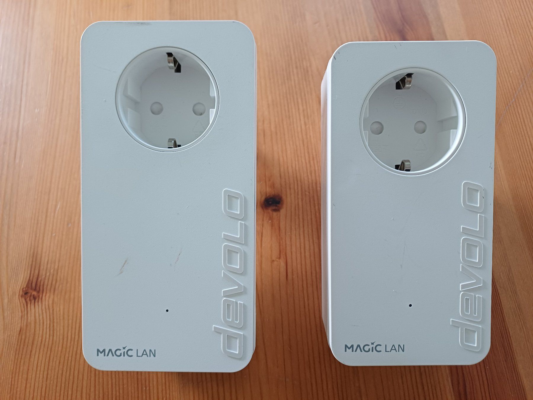 Devolo Unità & Adattatore: Devolo Magic 2 LAN triple + LAN Adapter Powerline Set – Usato da Rebstein venduto da basiert 1