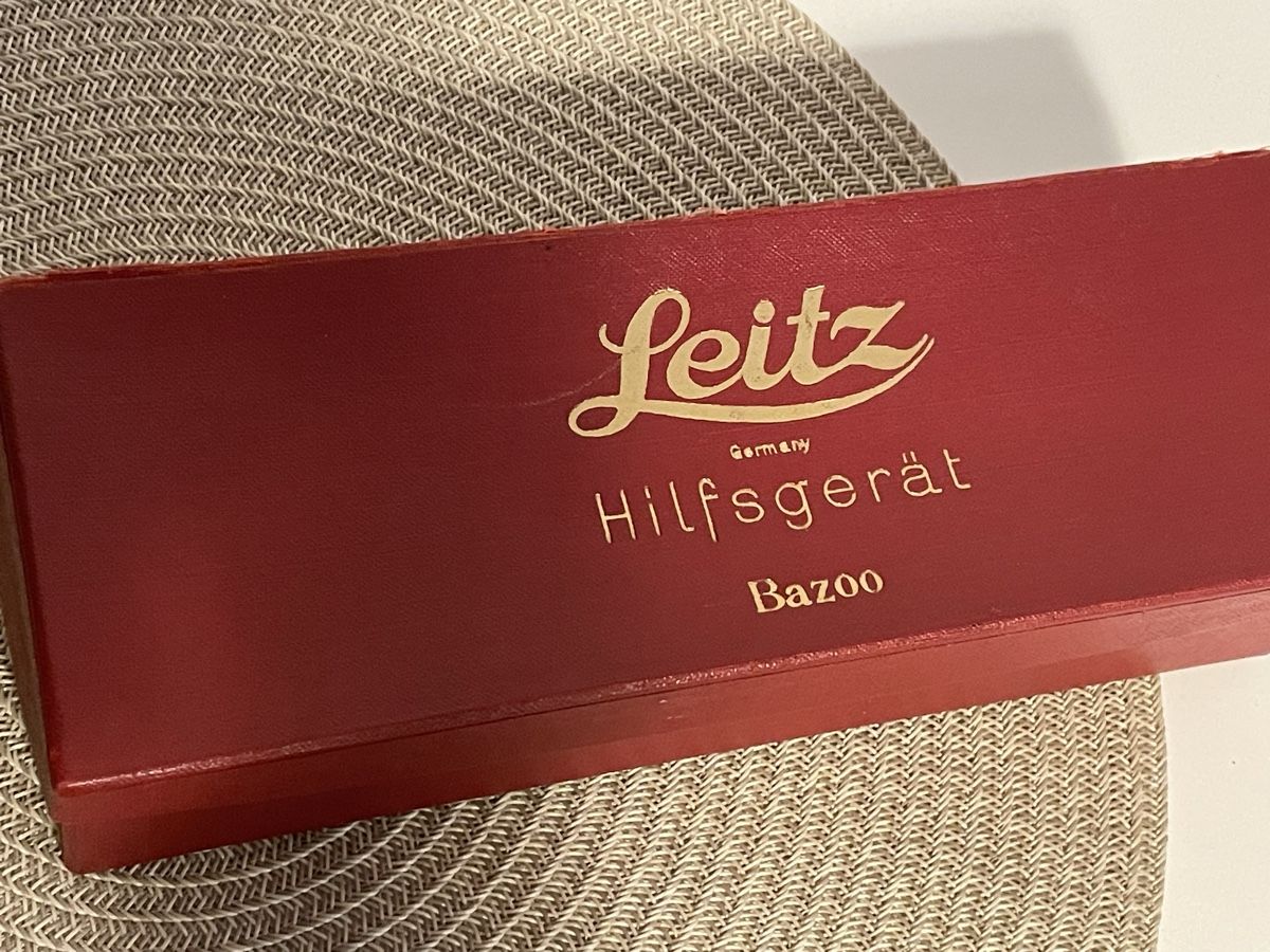Leitz Fotocamera: Leitz Bazoo Hilfsgerät 45 mm objet collector – Usato da Worben venduto da benit.drn 2