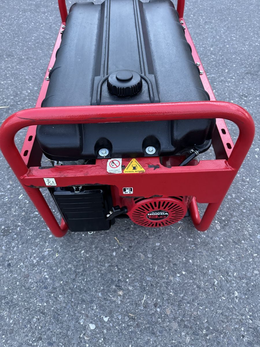 Pramac Générateurs de courant: Lifter S8000 Stromgenerator Benzin – Défectueux à Bern par Be.05 3