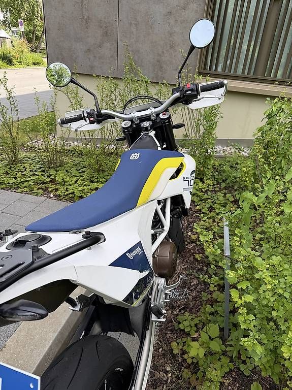 Strada: Husqvarna 701 Supermoto – Usato da Horw venduto da sve_dw69 2