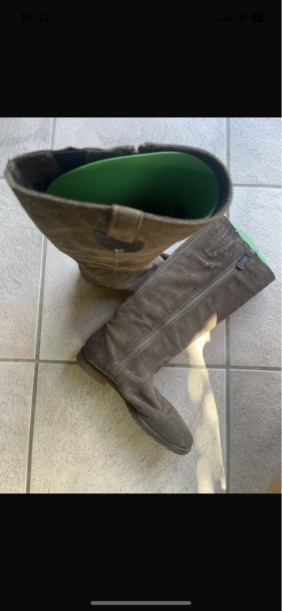 Tommy Hilfiger Damenschuhe: Tommy Hilfiger Wildlederstiefel - Grösse 40 – Gebraucht aus Eglisau von Vidal_sosun 5