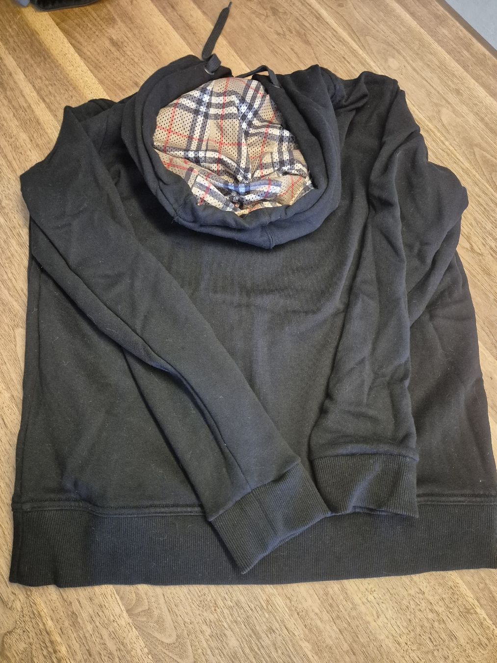 Burberry Maglioni & Felpe: Burberry Hoodie  – Usato da Weesen venduto da sch_cs6t 5