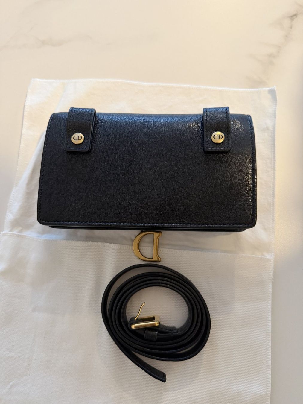 Dior Taschen für Damen: Dior Saddle Pouch (Bauchtasche) schwarz – Gebraucht aus Rotkreuz von absolutely.ayra 1