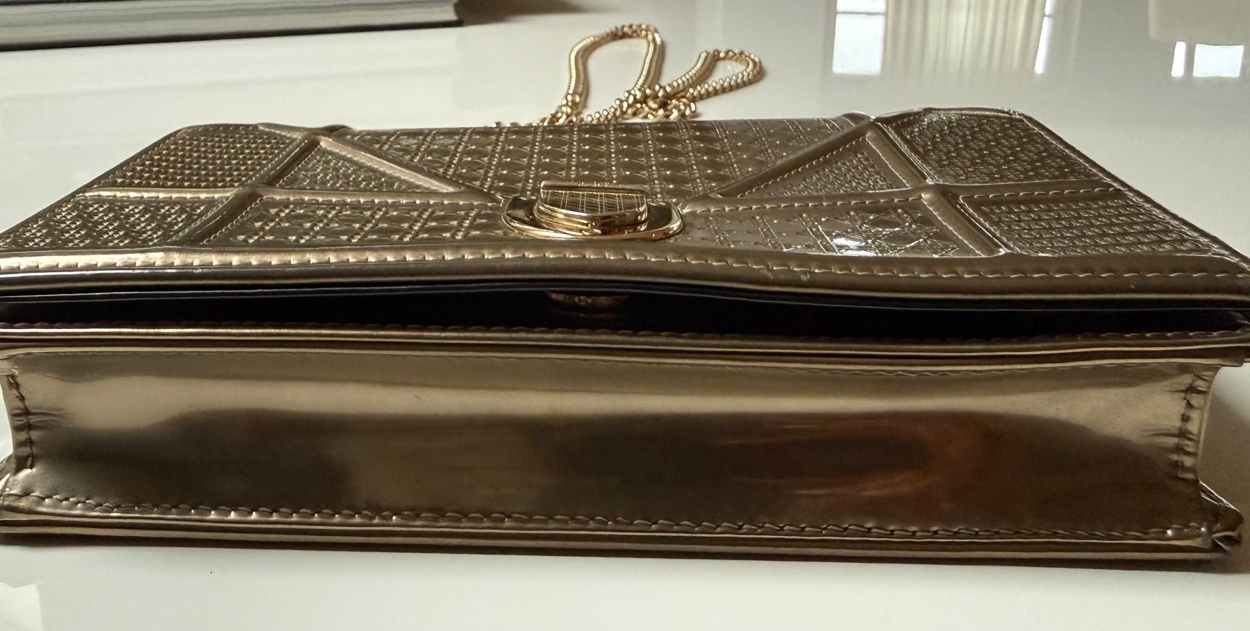 Dior Taschen für Damen: Wallet on Chain Diorama – Gebraucht aus Kilchberg ZH von rac_q8jf 7
