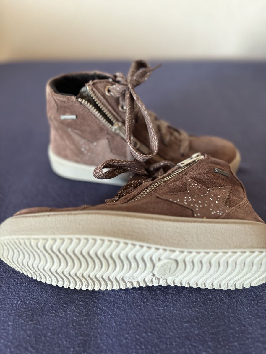 Geox Schuhe für Mädchen: Kinderschuhe Gr.31 – Gebraucht aus La Garde (Sembrancher) von jan_b6mp 2