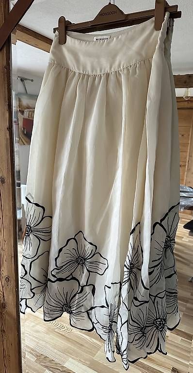 Lotti di vestiti: MONSOON NEU: Rock & Bluse mit Etikett Gr.36 – Nuovo e nell'imballaggio originale da Bärau venduto da JeJeG 4