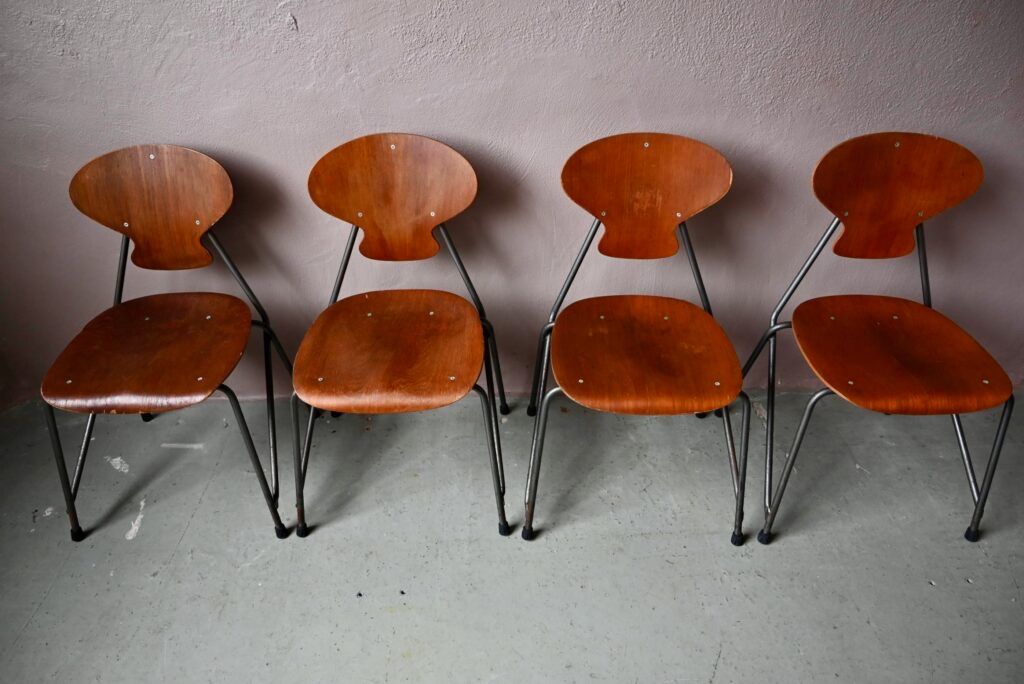 Sedie: Chaises danoises de Steen Eiler Rasmussen & Kai Lyngfeldt – Usato da COLMAR venduto da Sophiebellelurette 2