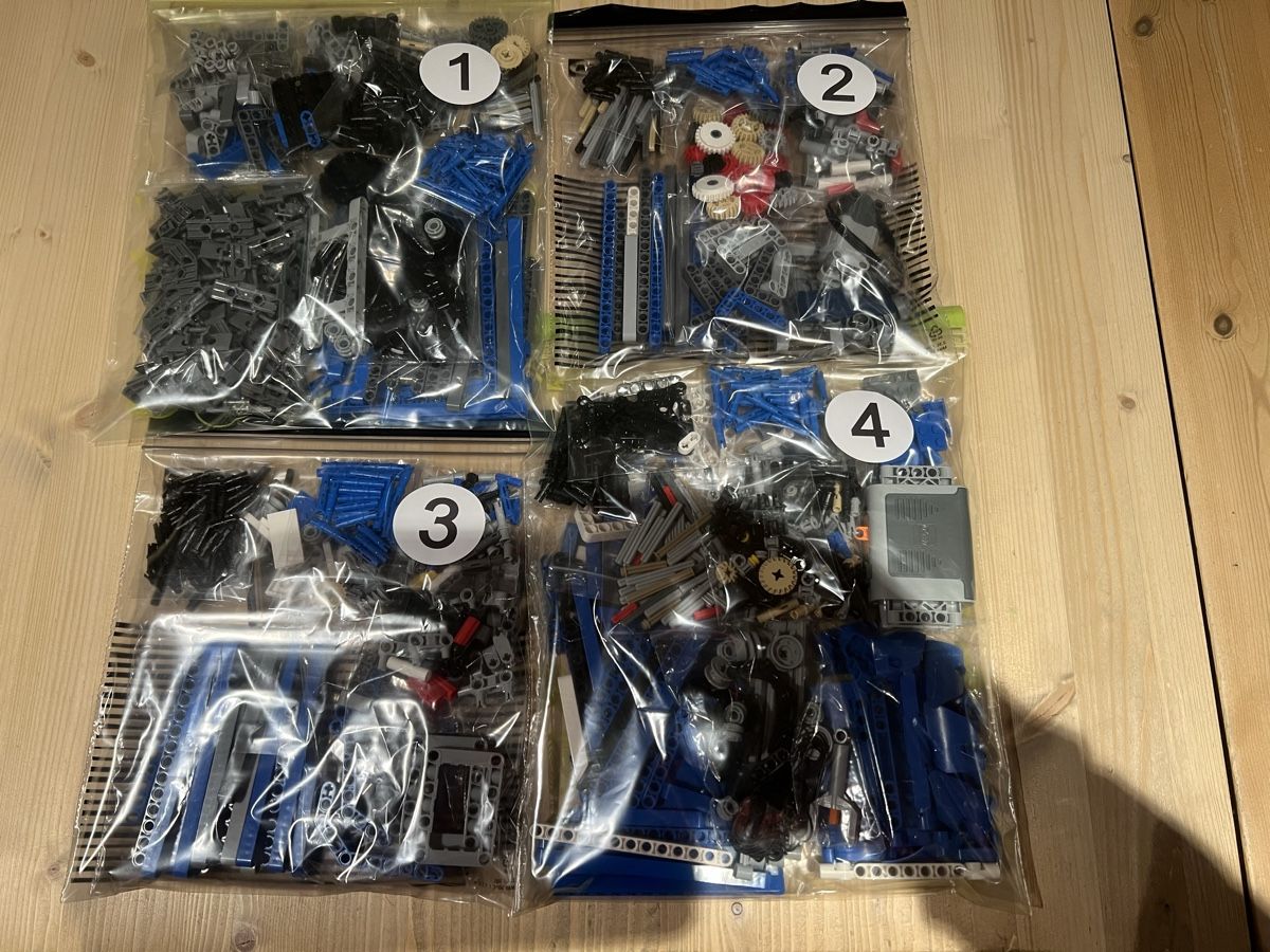 Lego Kit di costruzioni: LEGO TECHNIC 42042 - Crawler Crane – Usato da airolo venduto da unimo78 2