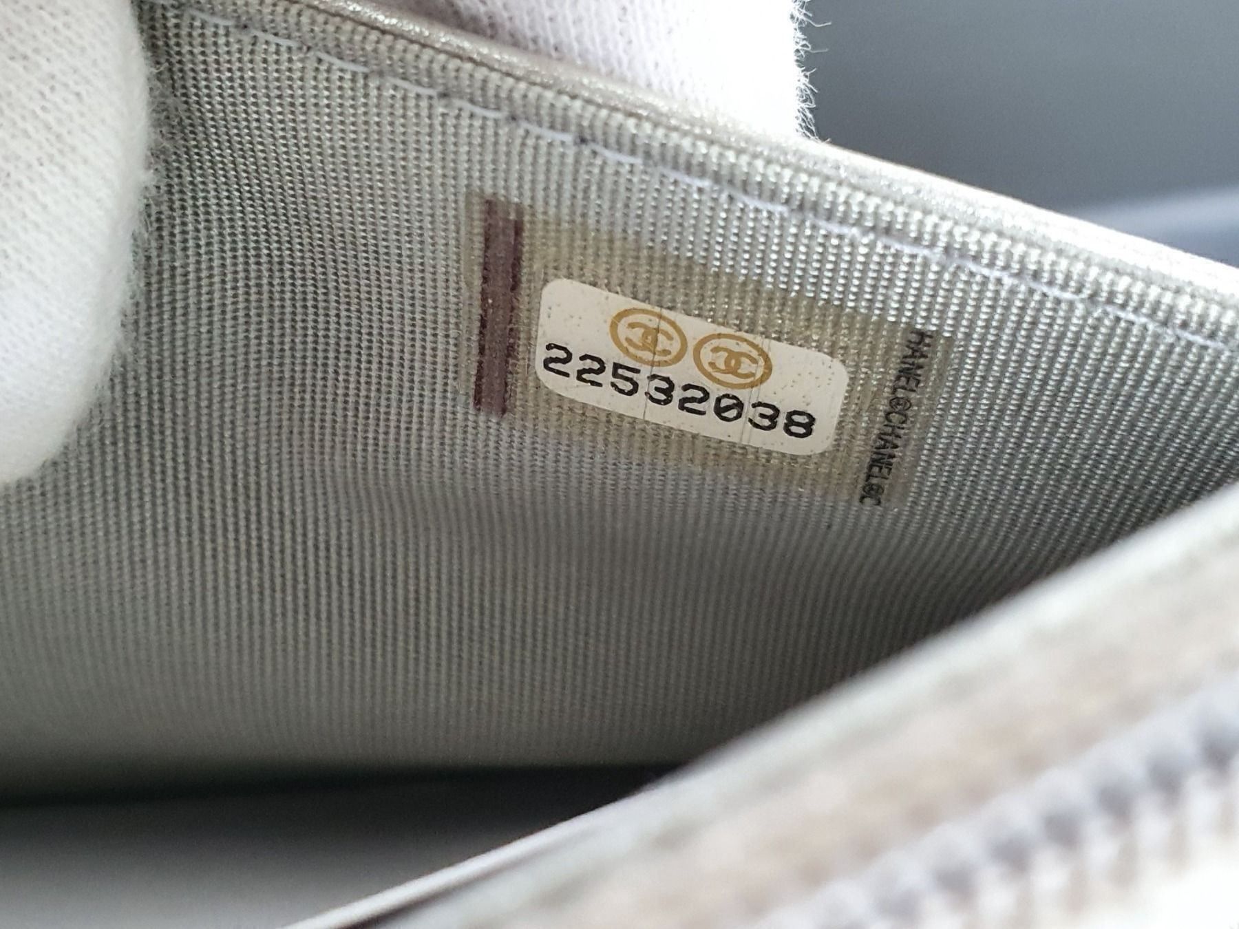 Chanel Taschen für Damen: AKTION: CHANEL Black CC Wallet on Chain – Gebraucht aus Wängi von Pambola 3