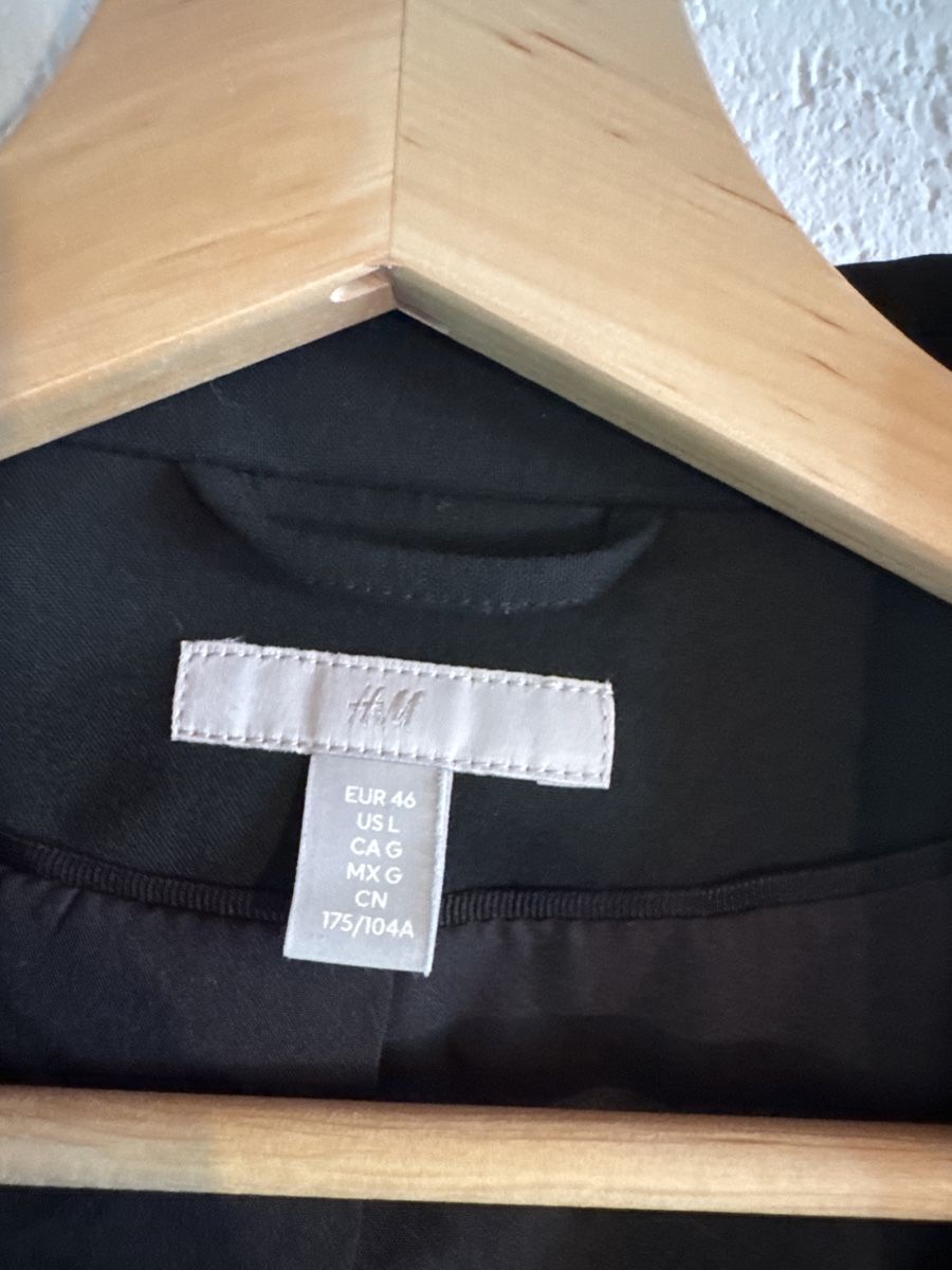 H&M Jacken: schwarzer Blazer – Neu (gemäss Beschreibung) aus Rohrbachgraben von kae_5lhf 1