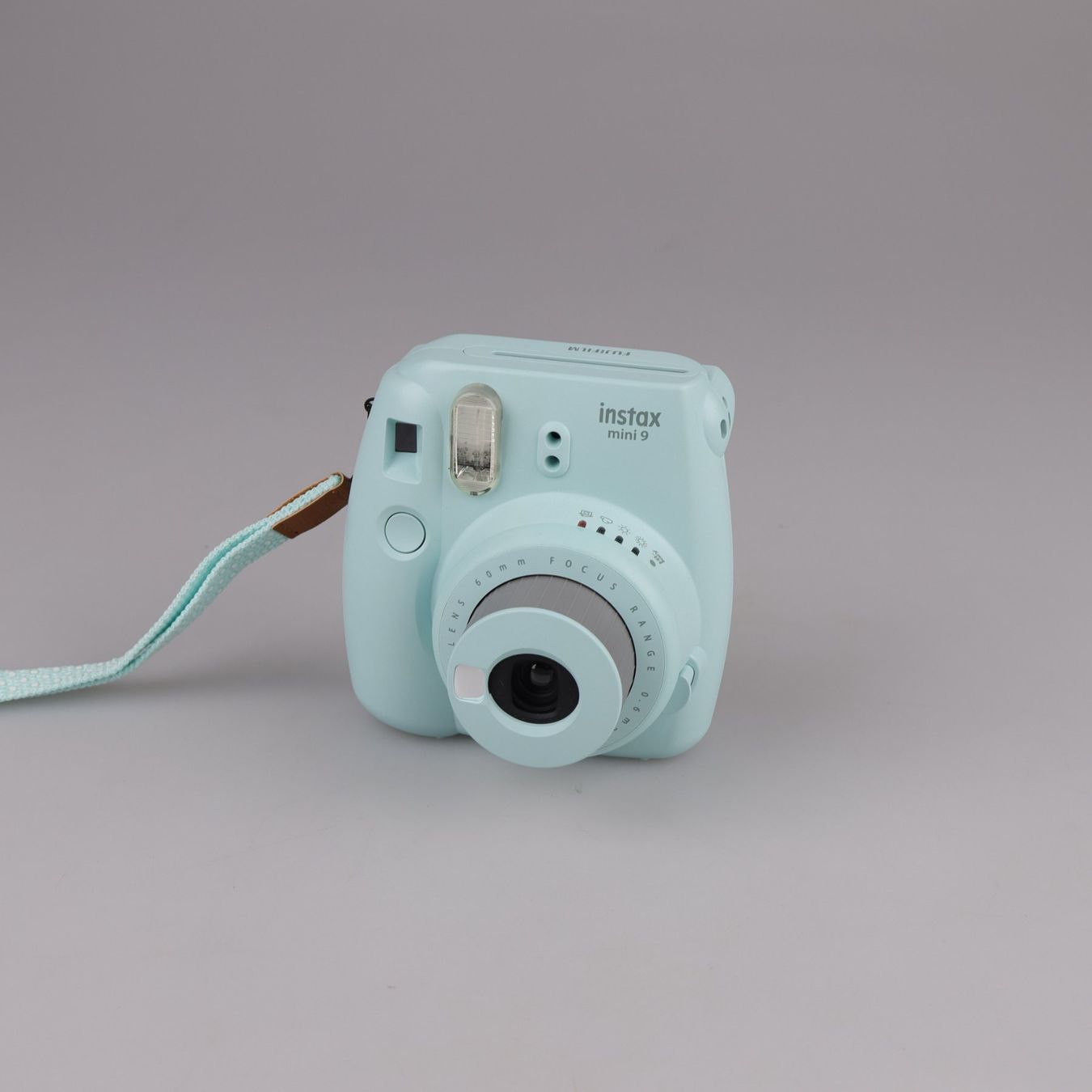 Fujifilm Fotocamera: Fujifilm Instax Mini 9 Sofortbildkamera – Usato da Volketswil venduto da brockipfannenstil 2