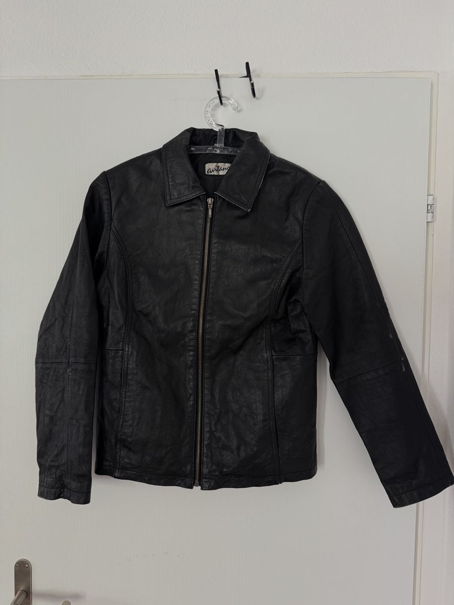 Jacken: schwarze Lederjacke Avitano Gr. 36, Damen, echt leather – Gebraucht aus Wetzikon ZH von Jan_wojt