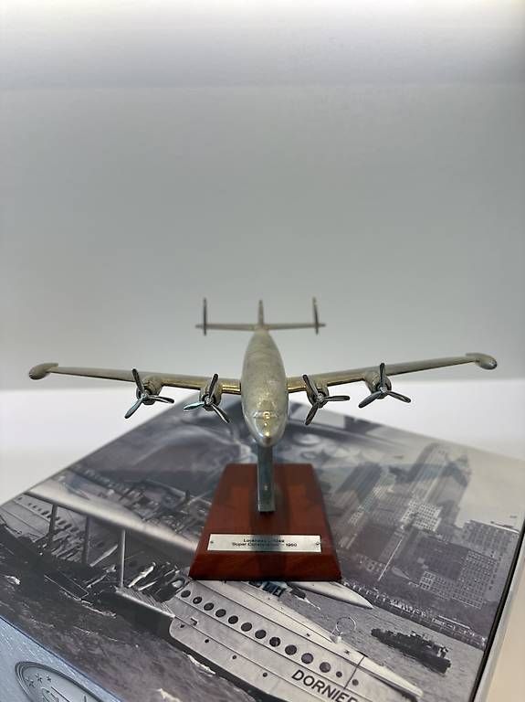Lockheed Modellbausätze & Standmodelle: Lockheed L-1049 Super Constellation - 1950 – Neu (gemäss Beschreibung) aus Epalinges von Joki09 1