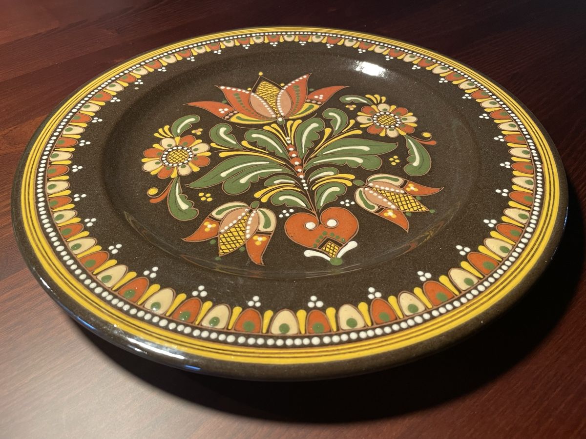 Teller: Teller / Platte / Tablett, getöpfert und handbemalt, Unikat – Neu (gemäss Beschreibung) aus Rickenbach ZH von simms 1