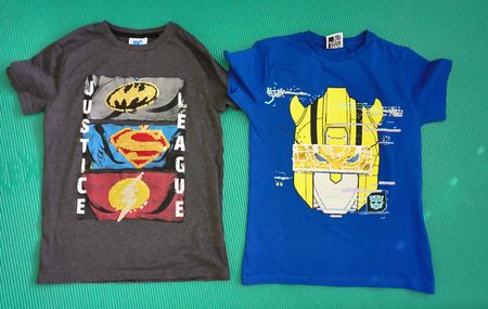 T-Shirts mit Pailletten Grösse 134