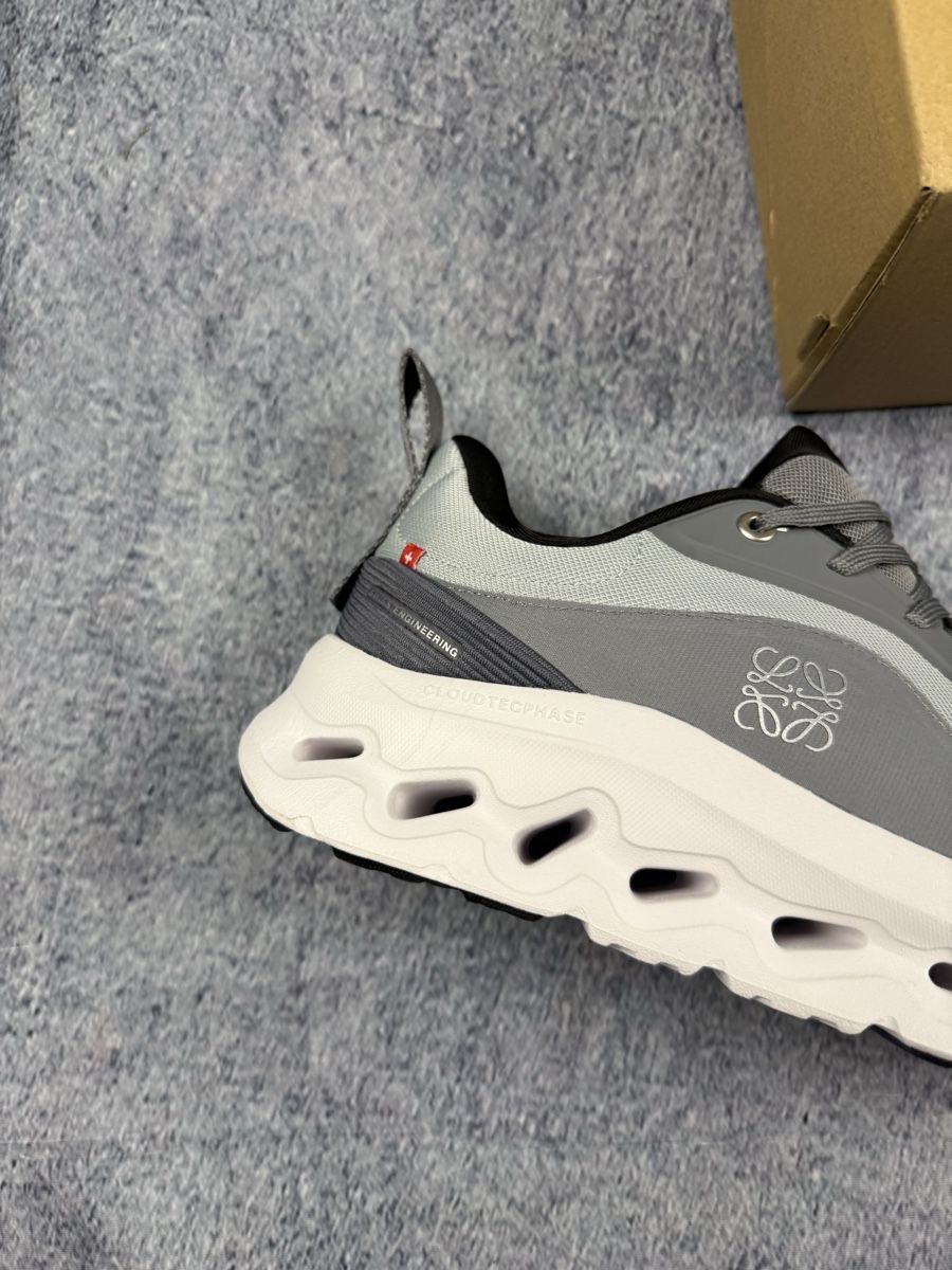 On Scarpe da uomo: Herren Turnschuhe On Cloudtilt LOEWE grau Grösse 44 – Nuovo (secondo la descrizione) da Luzern venduto da kim221080 5