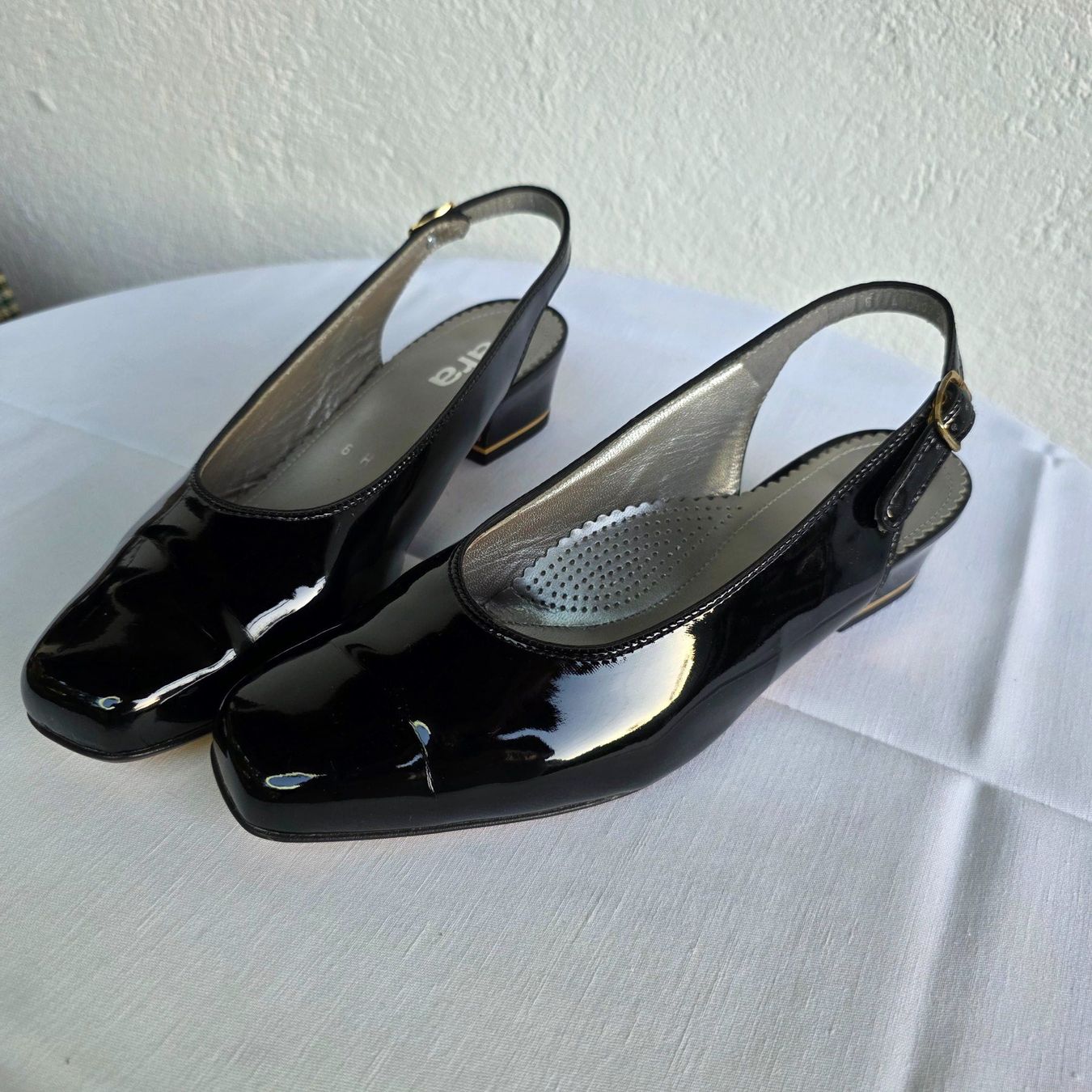 Ara Damenschuhe: Ara Lackleder Pumps Schwarz, bequem Gr.39 – Gebraucht aus Wald ZH von CapLux 6