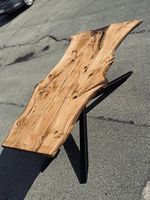 Massiv Holztisch.