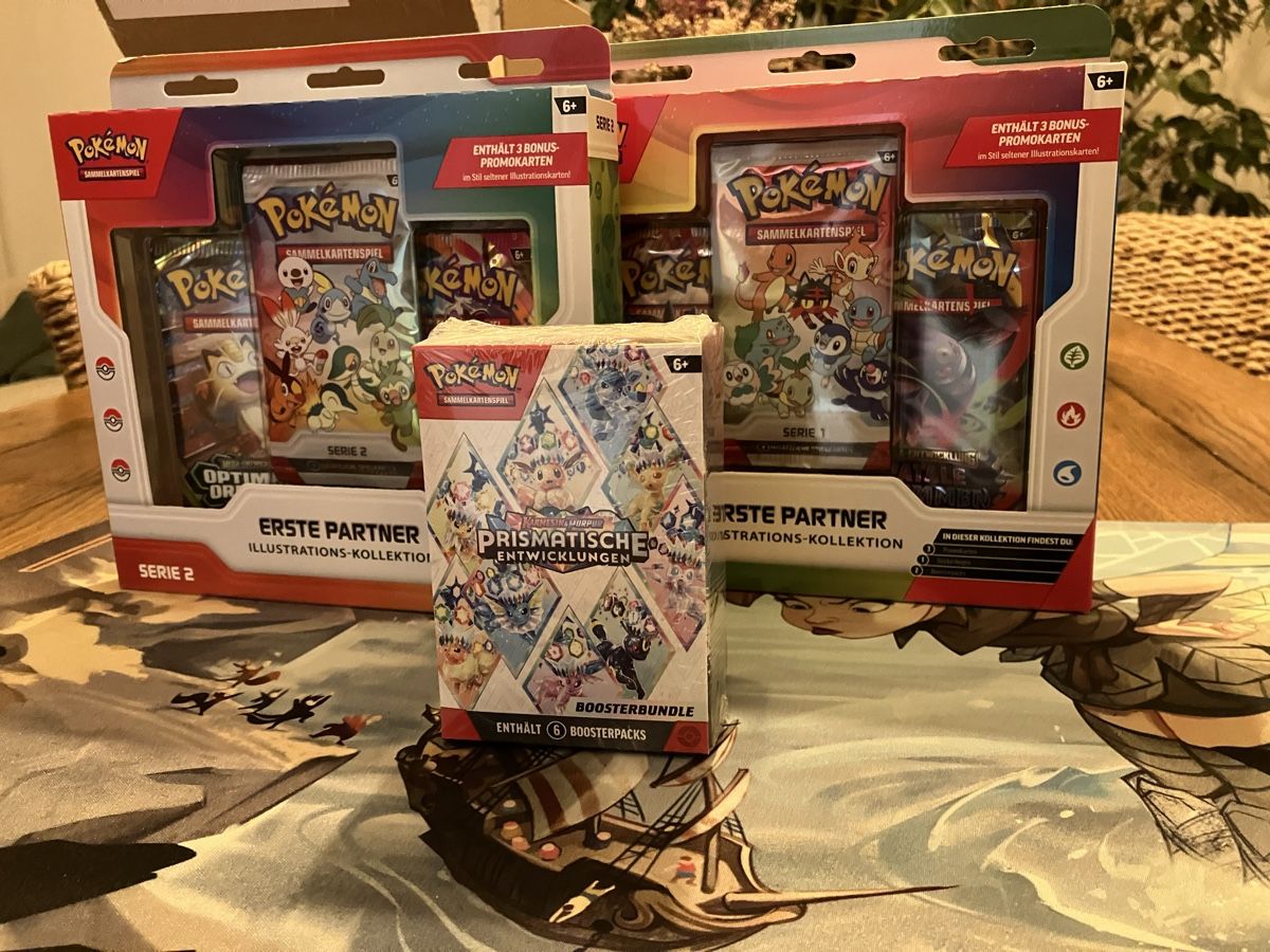 Pokémon Cartes à collectionner: Pokemon erste Partner prismatische evolution bundle DE – Neuf avec emballage d'origine à Olten par maiskorn