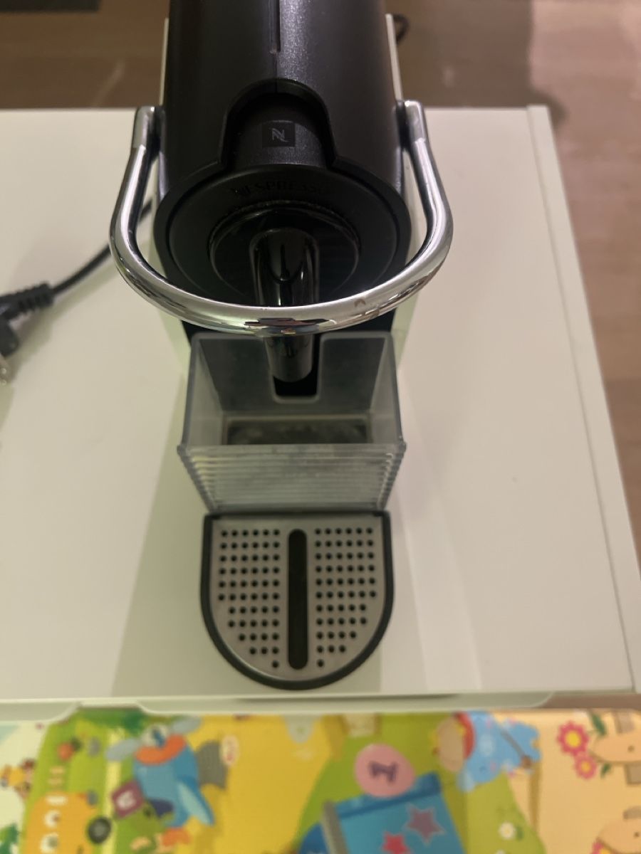 De'Longhi Macchine per caffè & Macchine per espresso: DeLonghi Nespresso Machine - Enjoy Delicious Coffee! – Usato da Zollikon venduto da gal_l7hr 5