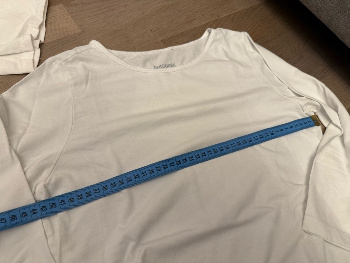 Lotti di vestiti: 3 Basicshirts weiss/rosa gr. S/M – Usato da Rubigen venduto da Elmacino 3