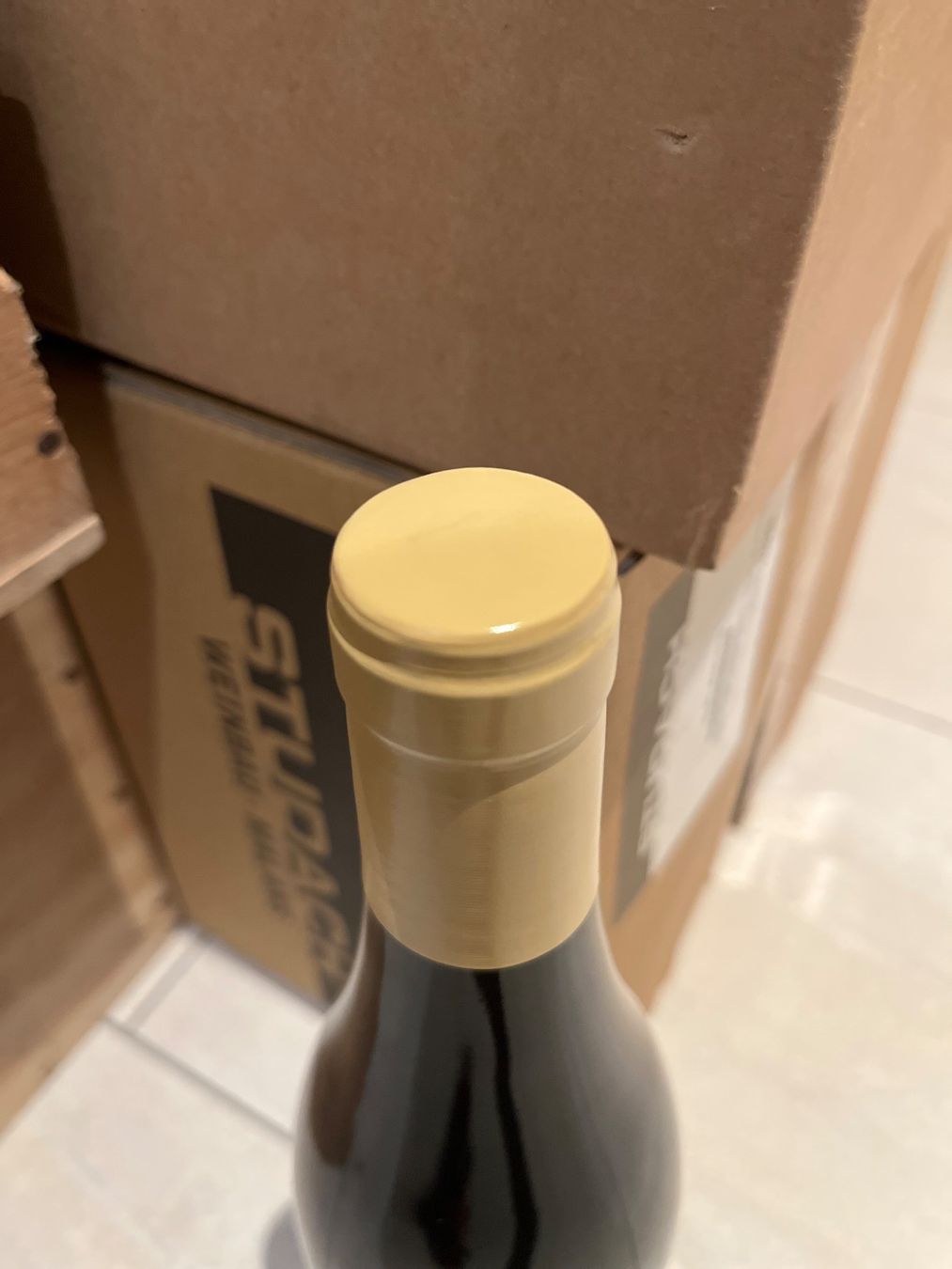 Studach Vino: Thomas Studach Chardonnay 2024 – Nuovo e nell'imballaggio originale da Liestal venduto da Rockthat 2