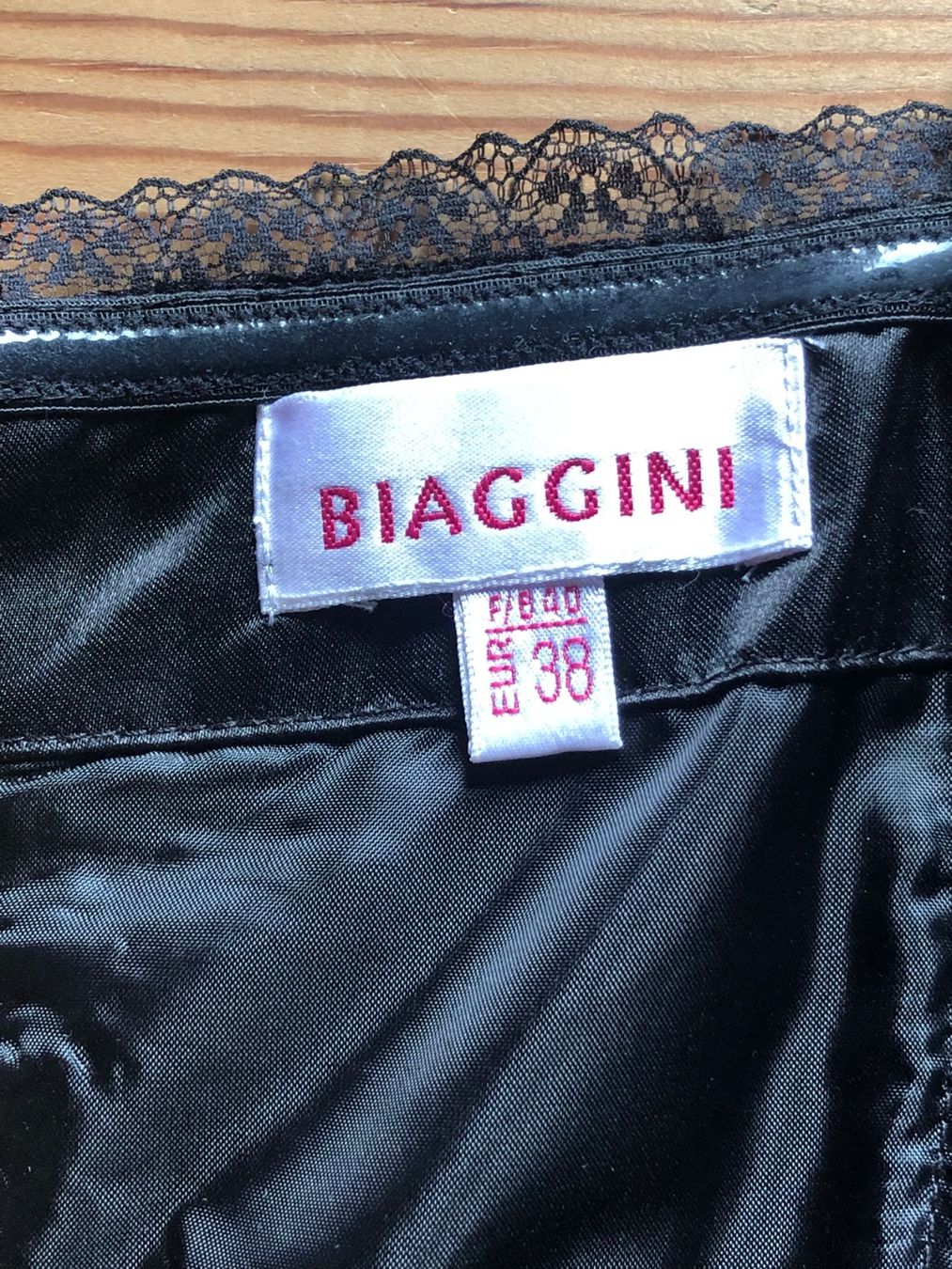 Vestiti: Hübsches Cocktailkleid Gr. 38 – Usato da Röschenz venduto da Tashroal 5