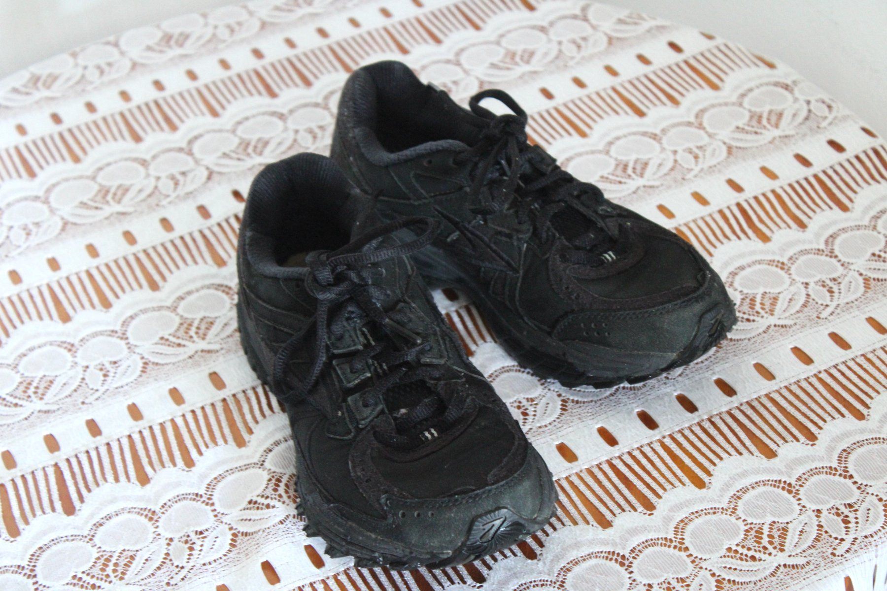 Brooks Damenschuhe: Damen Brooks Adrenaline Gr. 38.5 – Gebraucht aus Locarno von madame-tus-sauds 5