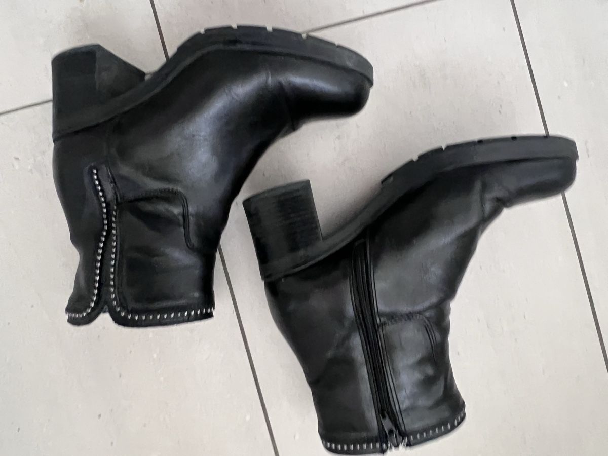 Scarpe da donna: Bottines Bata cuir noires avec zip, pointure 37 – Usato da Lausanne venduto da monaliza1998 2