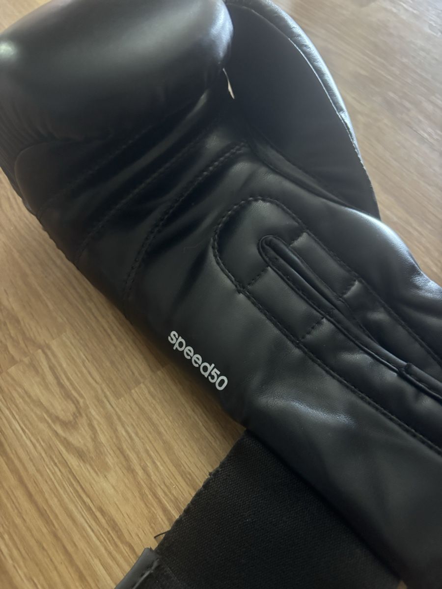 Adidas Guanti & manicotti: Gants de boxe Adidas Speed50 noirs – Nuovo (secondo la descrizione) da Glion venduto da carolineMV 4
