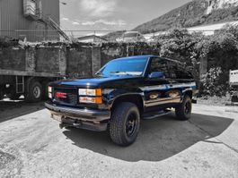 GMC Yukon 5.7 TBI – 2 Door – SLT Trim