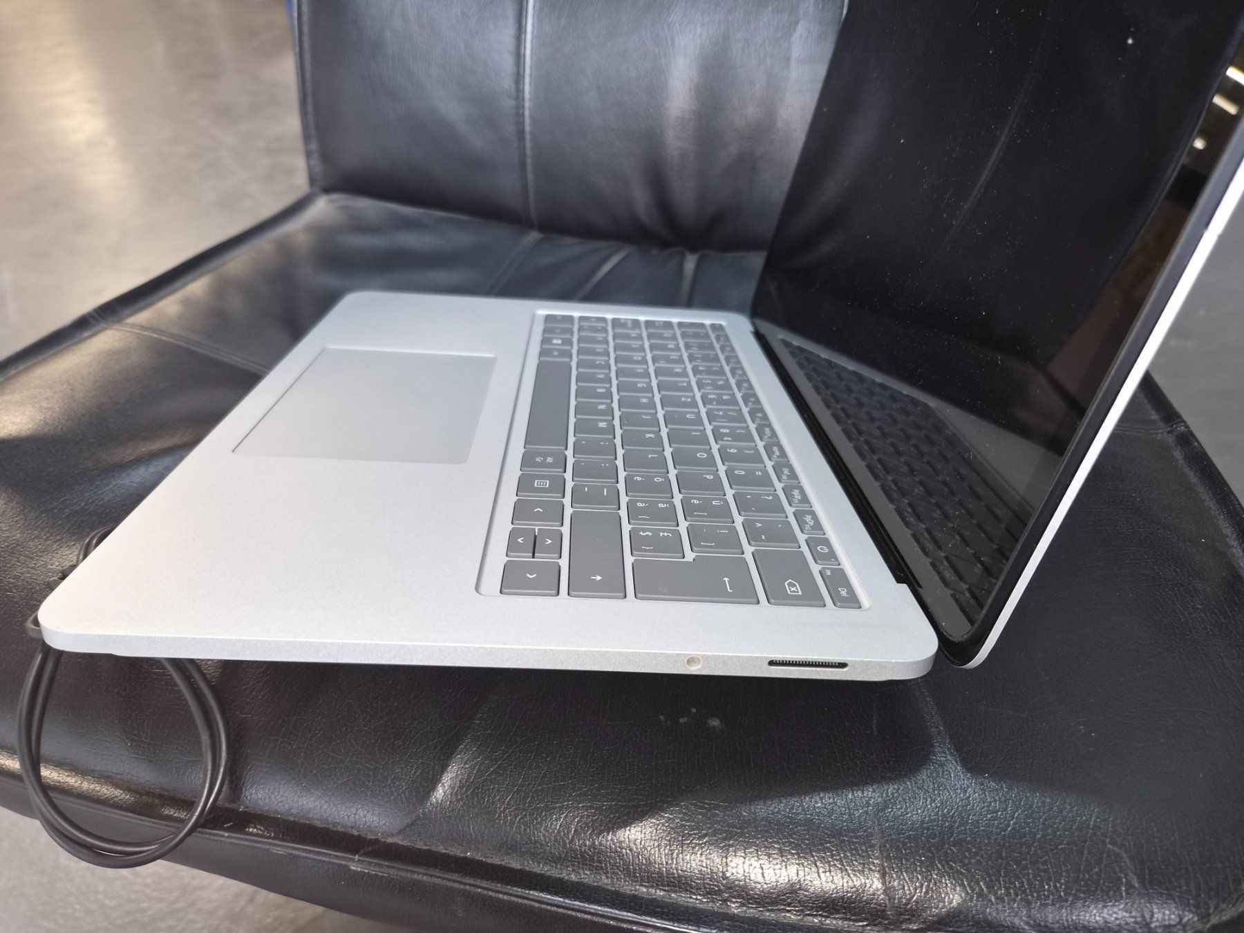 Microsoft Notebooks: Microsoft Surface Laptop – Gebraucht aus Worben von Cosmetique 3