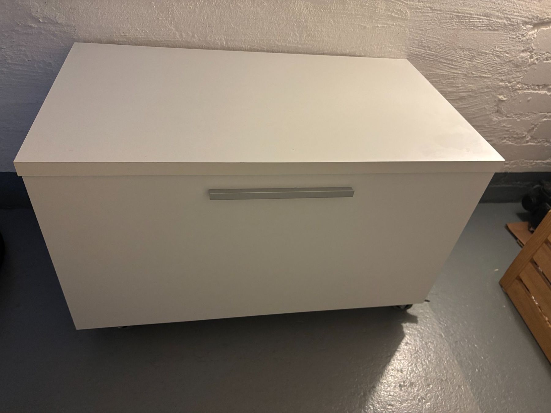 Kommoden: Weisse Kommode – Gebraucht aus Flawil von walliser02