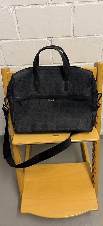 Calvin Klein Borse: Calvin Klein Unisex Tasche – Usato da Kilchberg ZH venduto da TonyDruhs