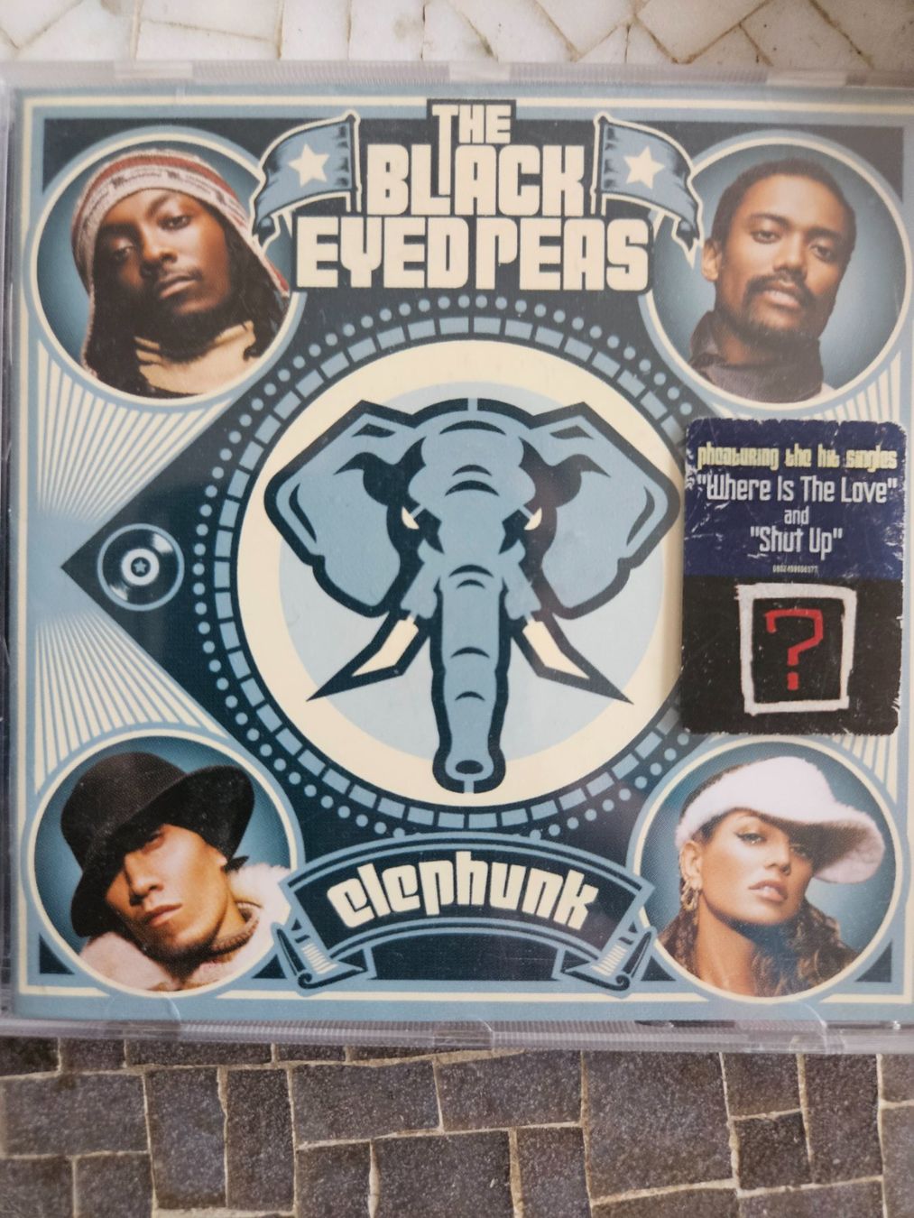 CD: The Black Eyed Peas, Elephant – Usato da Zürich venduto da lorenzo167