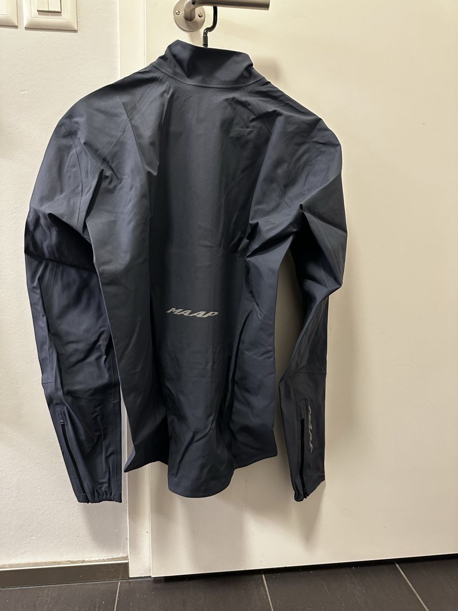 Jacken: MAAP Apex Downpour Jacket – Neu und originalverpackt aus Carouge GE von cytoplan 1