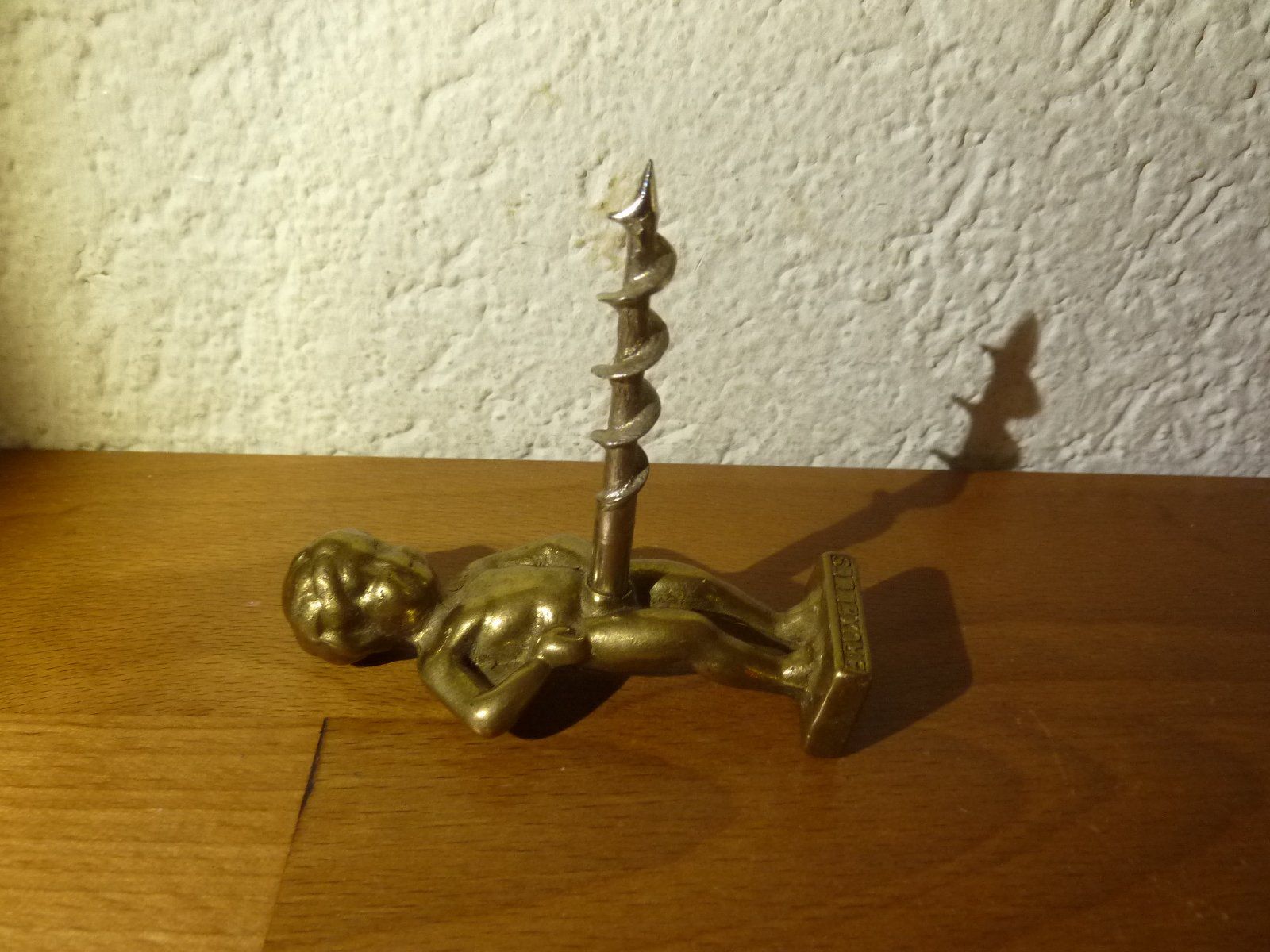 Flaschenöffner & -verschlüsse: Flaschenöffner Manneken PIS Bruxells Messing – Gebraucht aus Hochfelden von swissice 4