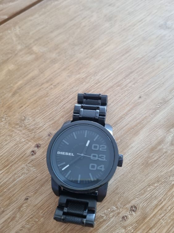 Diesel Uhr 3